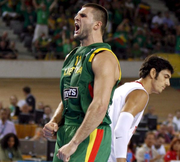 gillesenlettonie.blogspot.com Linas Kleiza